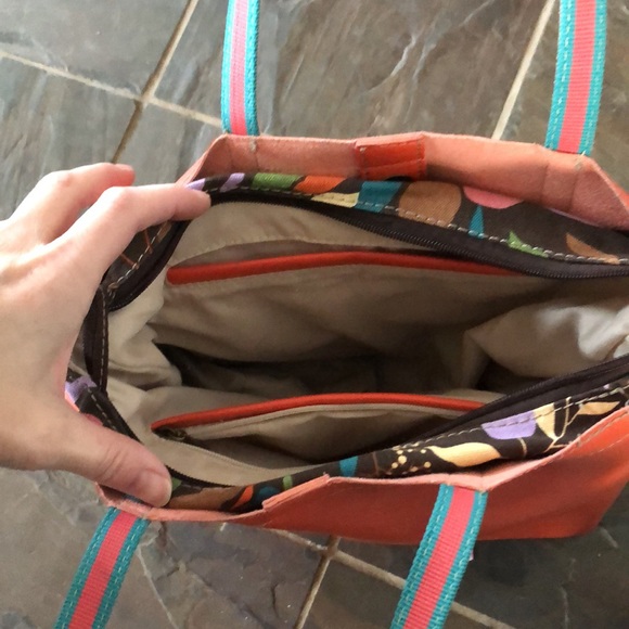 Orange leather shoulder bag - Picture 4 of 6